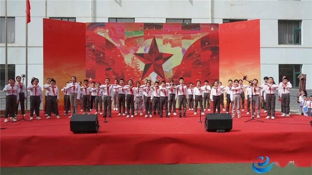 艾米高中校服