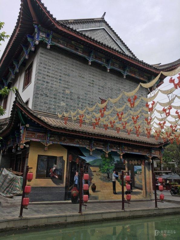 虫虫助手下载